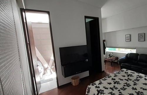 Medellin House | Mirador - Great view, endless pool, and Jacussi - 10 minutes to Medellin.