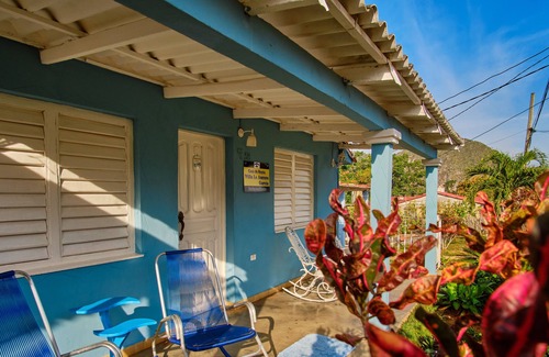 Vinales Villa | Mirador rústico con vistas a los mogotes