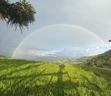 Cambui Ski Chalet | Mirante do Sol 1 - café da manhã, hidro e lareira