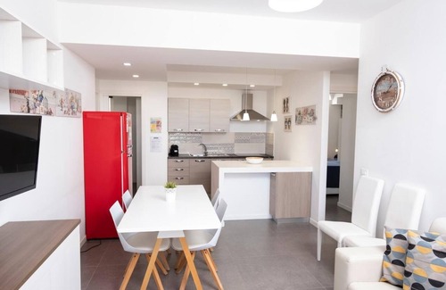 Macari Apartment | Mirea di Teti House with a shared swimming pool