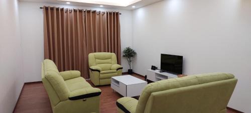 Miri Apartment | Miri Sunsky Condo Homestay 3 Rooms & 6 Guest