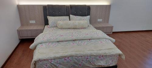 Miri Apartment | Miri Sunsky Condo Homestay 3 Rooms & 6 Guest