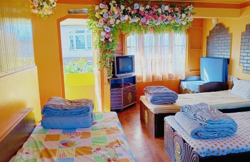 Mirik Hotel | Mirik Sarangi Hotel & Cottages