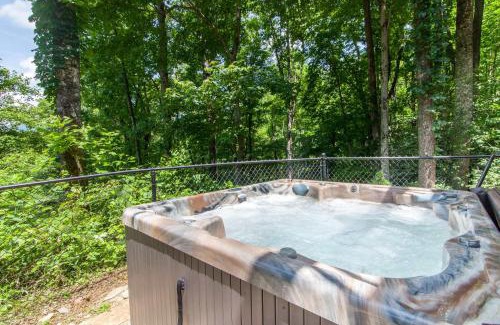 Lenoir House | Misty Mountain Cabin