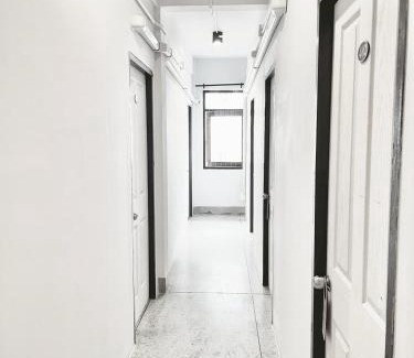 Wat Bowon Niwet Apartment | Mitr inn Khaosan มิตร อินน์ ถนนข้าวสาร 2