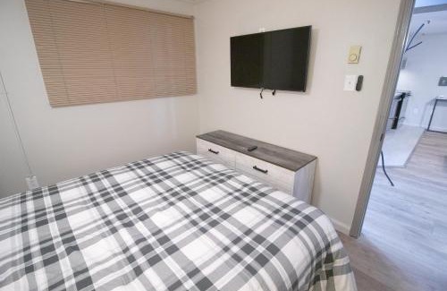 Snowshoe Apartment | ML245 Skiers Paradise Family Friendly EZ Gated Parking Near Village