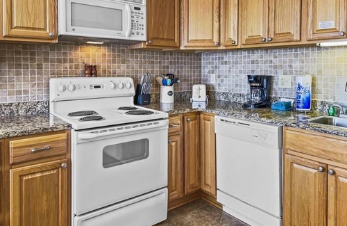 Snowshoe Apartment | ML358 Calm And Comfortable Quick Access To Trails WiFi Parking