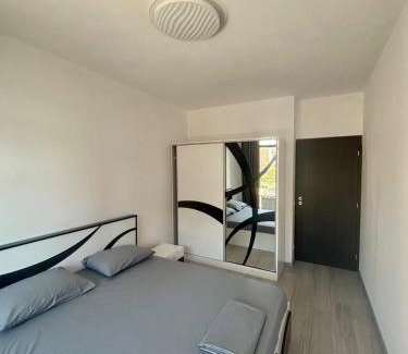 Mladost Apartment | Mladost Mountain View One Bedroom Apartment