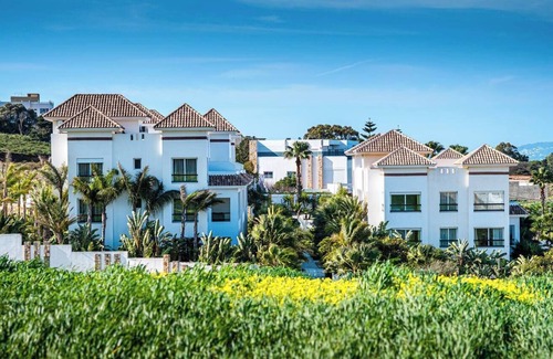 Mnar Apartment | Mnar CASTLE for 3 Pers in 2 Rooms Suite Sea View