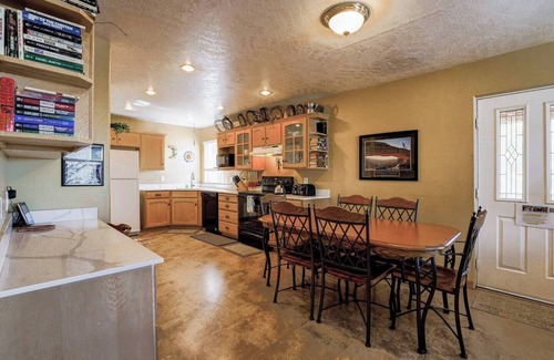 Moab House | Moab Retreat House - Entire Duplex