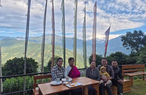 Pelling Cabin | Mochilero Nomads