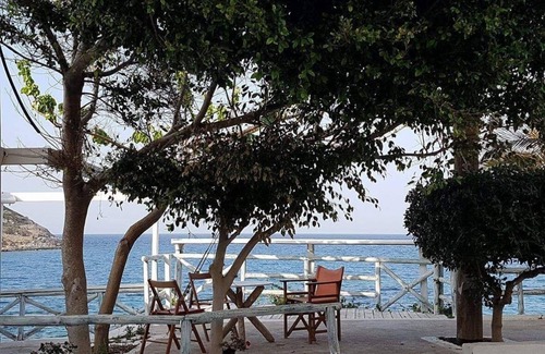 Mochlos Villa | Mochlos Beach Villa Seafront 3-bedroom villa in enchanting Mochlos