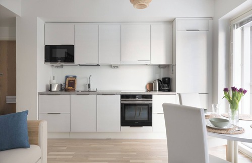Pasila Apartment | Modern 1 br apartment in prime location I Parking I Mall of Tripla I Pasila