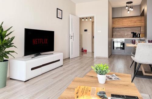 Plovdiv Apartment | Modern 1BR Apartment with Free Street Parking and free Gym Pass