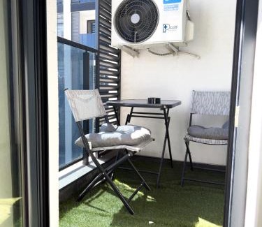 Plovdiv Apartment | Modern 1BR Apartment with Free Street Parking and free Gym Pass