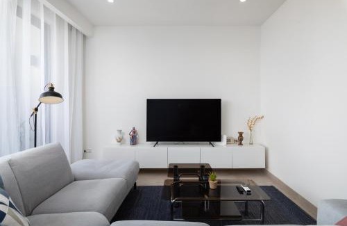 Marsaskala Apartment | Modern 1BR Spacious Apartment with Terrace - Close to St Thomas Bay