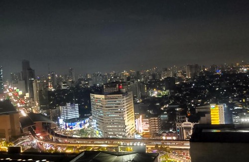 Santo Cristo Hotel | Modern 1BR with balcony and 100mbps wifi