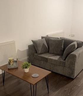 Hillrise Apartment | Modern 2 Bed Flat Crouch Hill N19