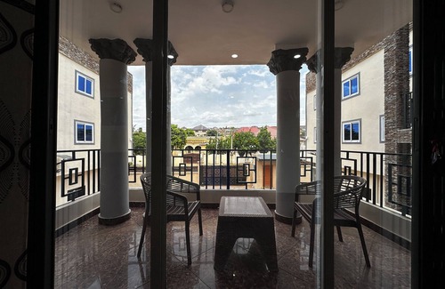 Accra Apartment | Modern 2-Bedroom Apartment Near Beach - Rose Villa Accra Suite F3
