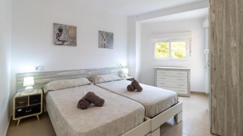 Platja de l'Arenal Apartment | Modern 2 Bedroom Apartment 100 m From The Beach