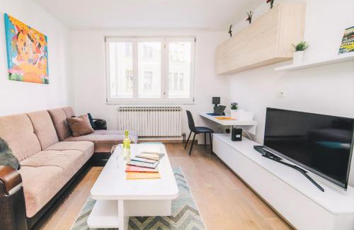 Old Town Apartment | Modern 2BDR apartment-CATHEDRAL VIEW-BEST LOCATION