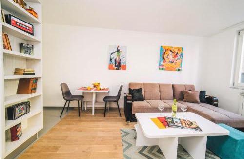 Old Town Apartment | Modern 2BDR apartment-CATHEDRAL VIEW-BEST LOCATION