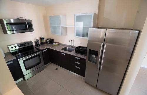 Petit Valley Condo | Modern 3 Bed In Gated Community #5