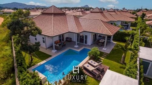 Hua Hin Villa | Modern 3 Bedroom Private Pool Villa - MP67