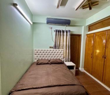 Basundhara Residential Area Apartment | Modern 3BR, AC, WI-FI, Comfort