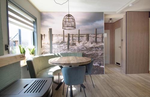 Petten House | Modern 4-person bungalow near beach