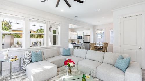 Bahama Beach House | Modern 5BDR w Private Pool 2 min Walk to the Beach Montoute by AvantStay