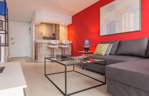 Cuatro Caminos Apartment | Modern and bright 55m2 studio ideal for 2