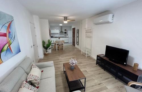 Distrito Noroeste Apartment | Modern and Bright close to the Station