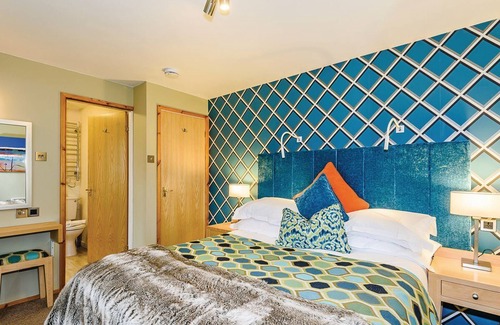 Millom Ski Chalet | Modern and cosy lodge with one double and one twin.