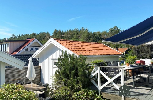 Fjallbacka Ski Chalet | Modern and cozy cottage near beautiful Fjällbacka | SE09044