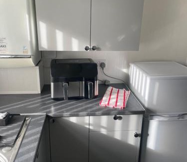 North Bitchburn Apartment | Modern and Homely Appartment! - Available as individual rooms or the Entire Property!