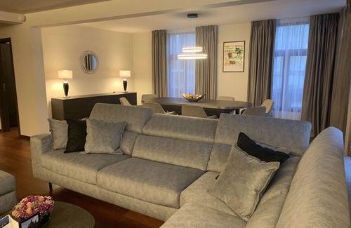 Antwerp Apartment | Modern and Stylish! Luxury apartment in the center of Antwerp. Private parking and fully serviced.