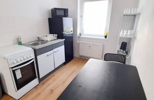 Zeitz House | modern apartment - 30 min to Leipzig