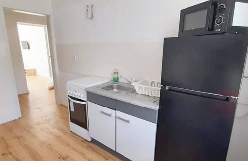 Zeitz House | modern apartment - 30 min to Leipzig