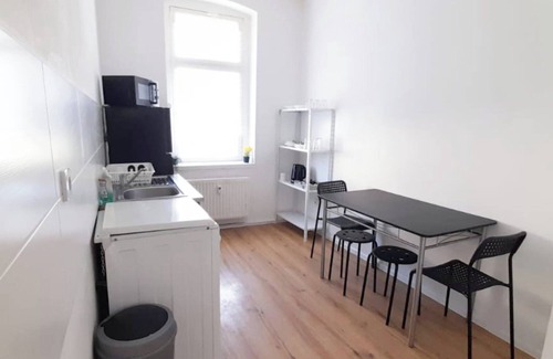 Zeitz House | modern apartment - 30 min to Leipzig