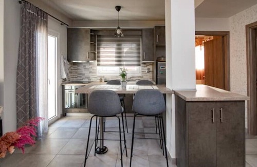 Sykies Apartment | Modern apartment in the center of Thessaloniki