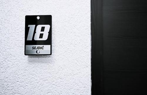 Brcko Apartment | Modern Apartment MOMENT