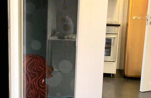 Asa Apartment | Modern apartment, near ocean, beamer, high-speed internet & electric car charger