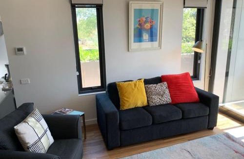 Lyneham Apartment | Modern Apartment - Prime Location with Heated Pool - Hosted by Canstay