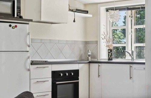 Klemensker Apartment | Modern apartment with cozy vibes