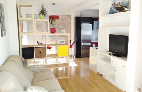 El Cabanyal Apartment | Modern apartment with huge terrace near the beach