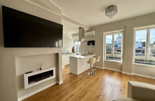 EUR Apartment | Modern apartment with luxury finishes in Eur