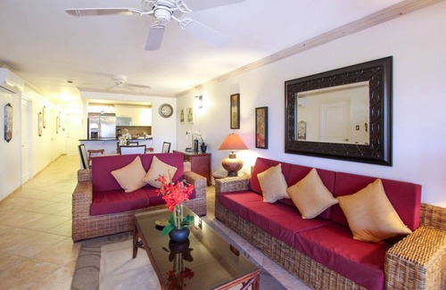 St. Lawrence Gap Apartment | Modern Apt by Beach in The Gap - Terraces 402