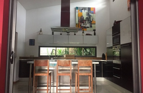 Bois d'Olives Villa | Modern architect villa with swimming pool and lush garden