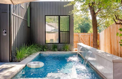 Dawson House | “Modern Austin Oasis with Private Pool – Walk to Zilker & South Lamar!”
